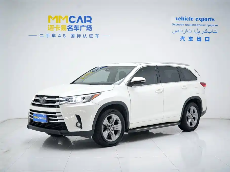 Toyota Highlander 2018 — фото 1