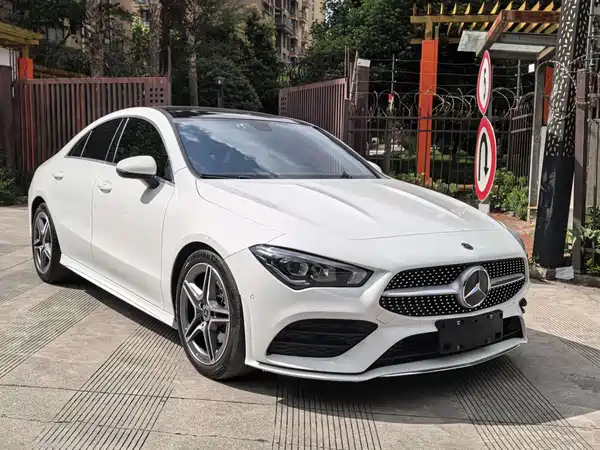 Mercedes-Benz CLA 2022