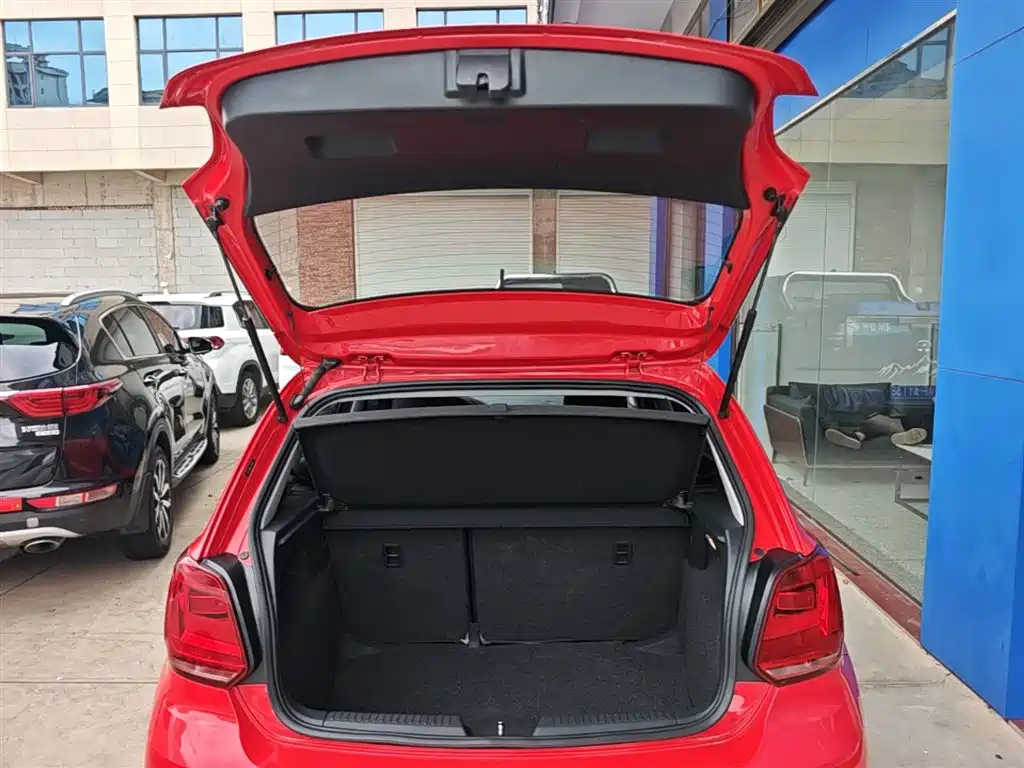 Volkswagen Polo 2018 — фото 19