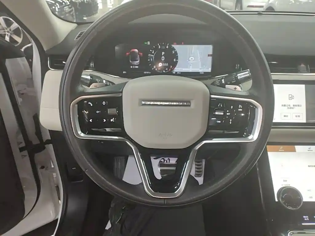 Land Rover Evoque 2022