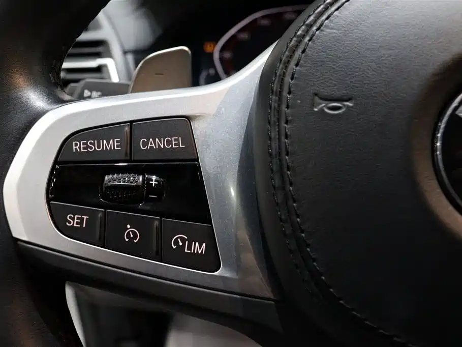 BMW X4 2023 — фото 19