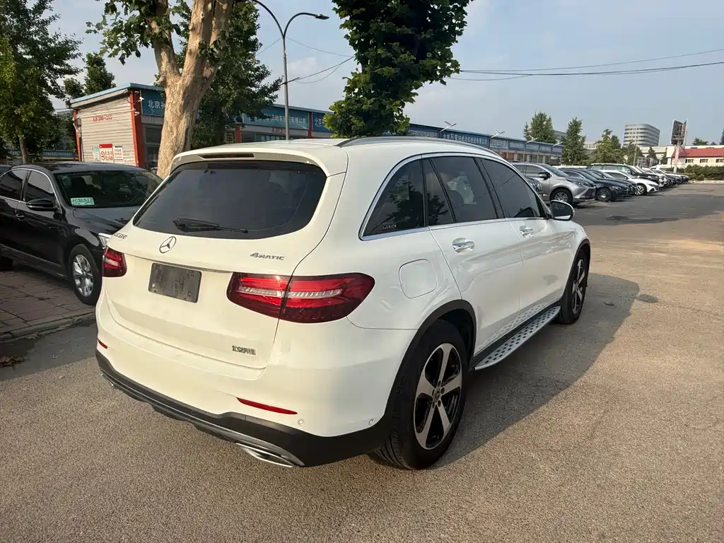 Mercedes-Benz GLC 2018 — фото 10