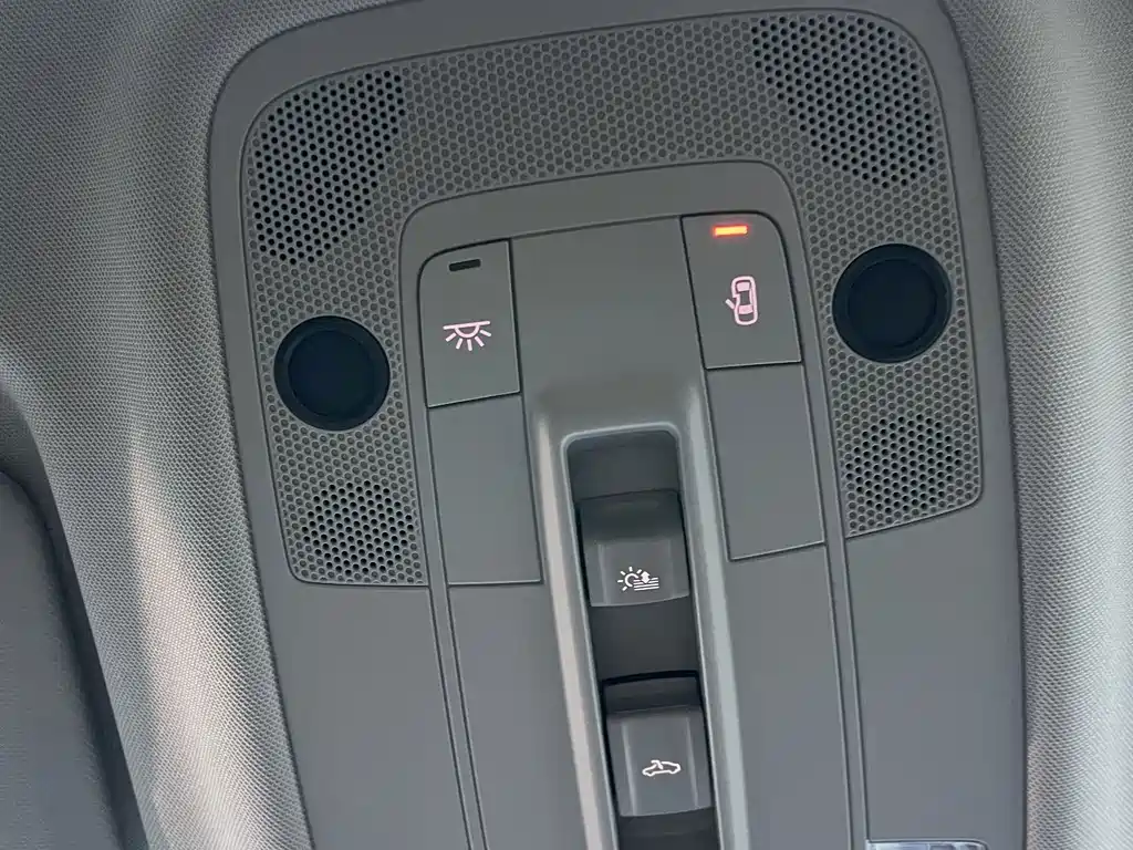 Audi Q3 2022 — фото 15