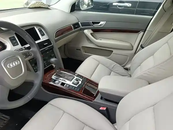 Audi A6L 2011