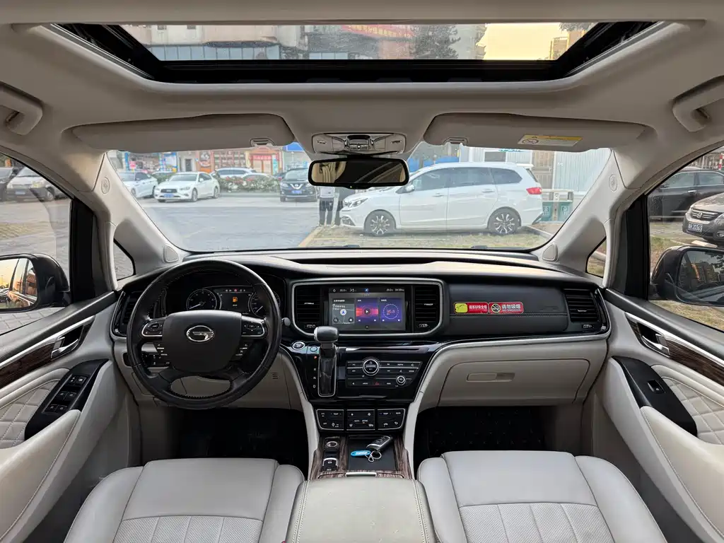 GAC Motor Trumpchi M8 2019 — фото 15