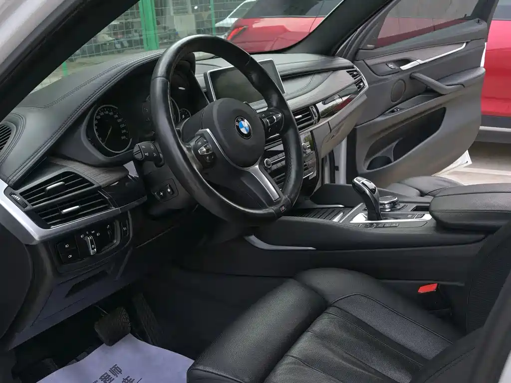 BMW X6 2016 — фото 14