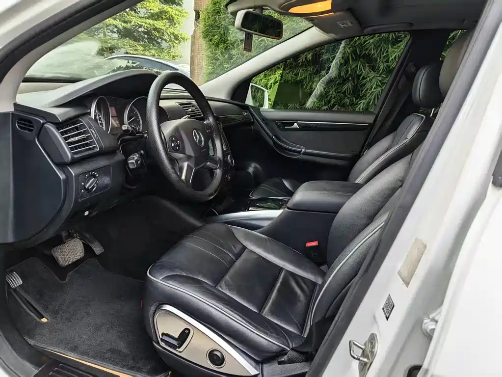 Mercedes-Benz R-Class 2014 — фото 14