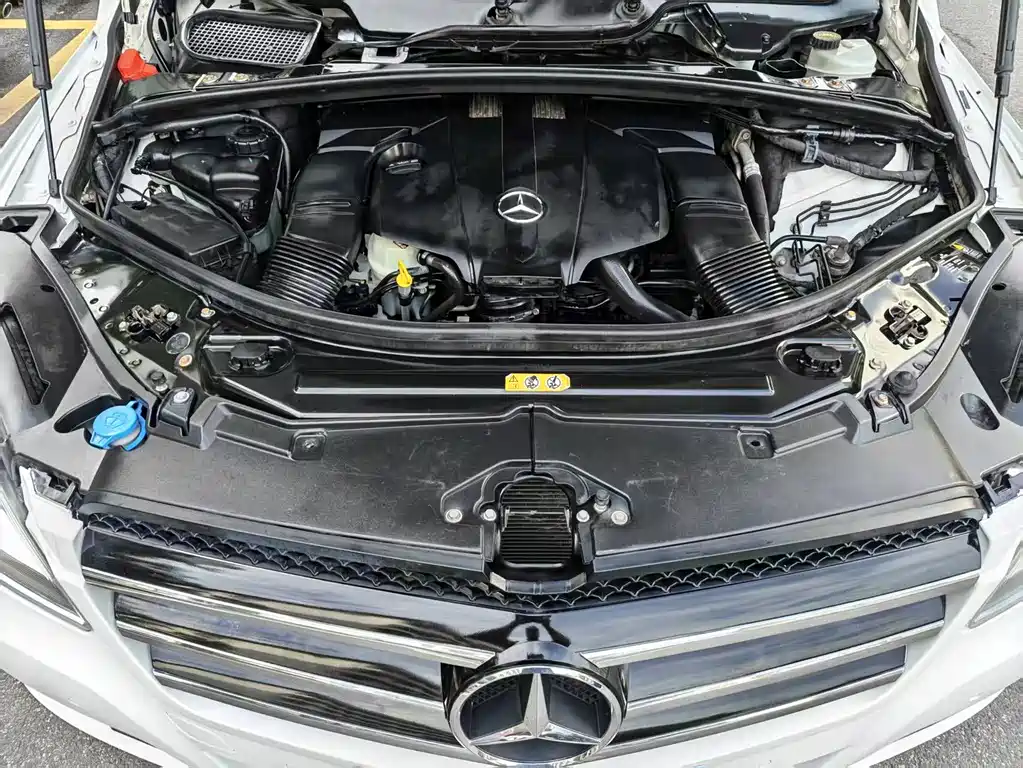 Mercedes-Benz R-Class 2014 — фото 23