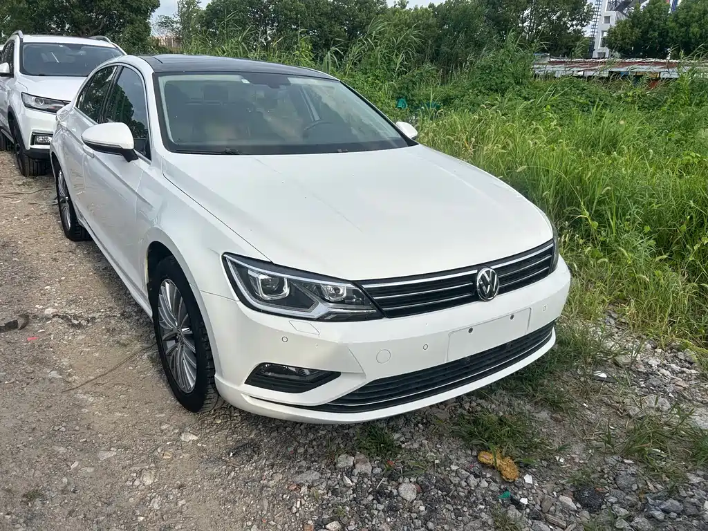 Volkswagen Lamando 2015
