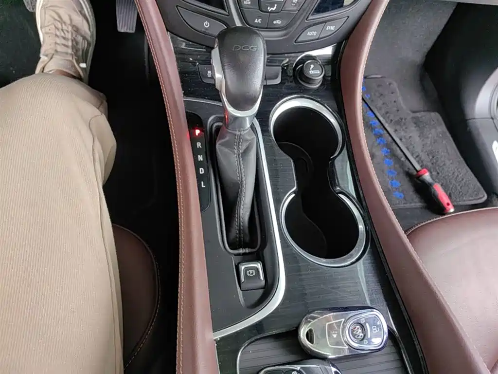 Buick Envision Plus 2021 — фото 14