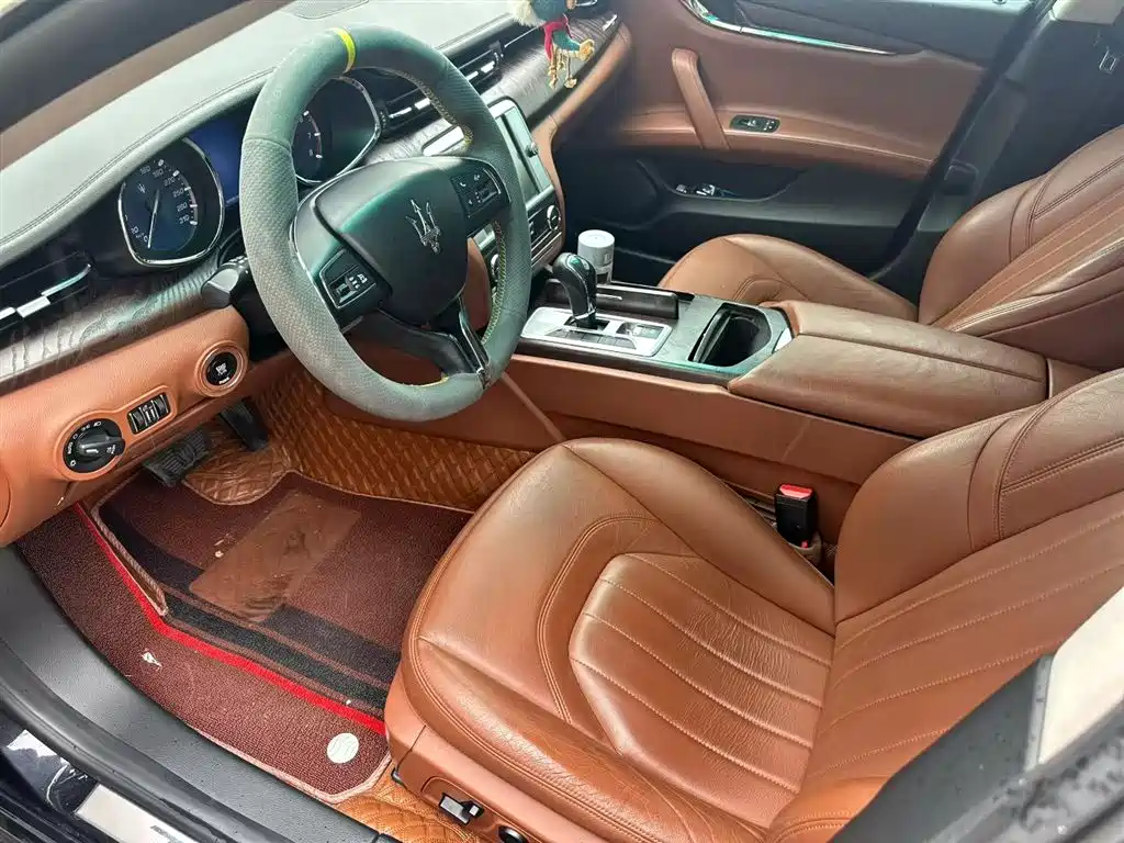 Maserati Quattroporte 2015