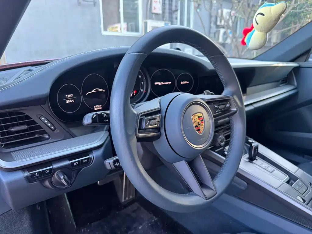 Porsche 911 2021 — фото 14