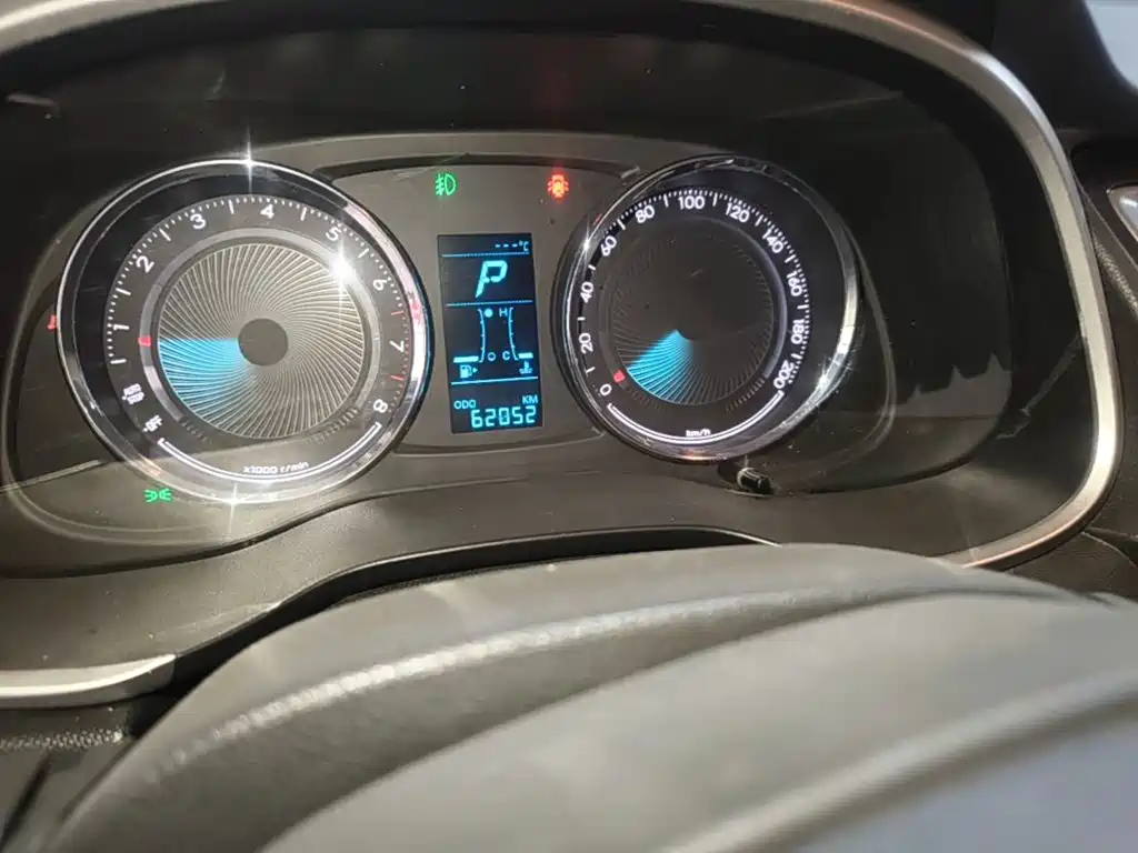 Chevrolet Lefeng RV 2017 — фото 12