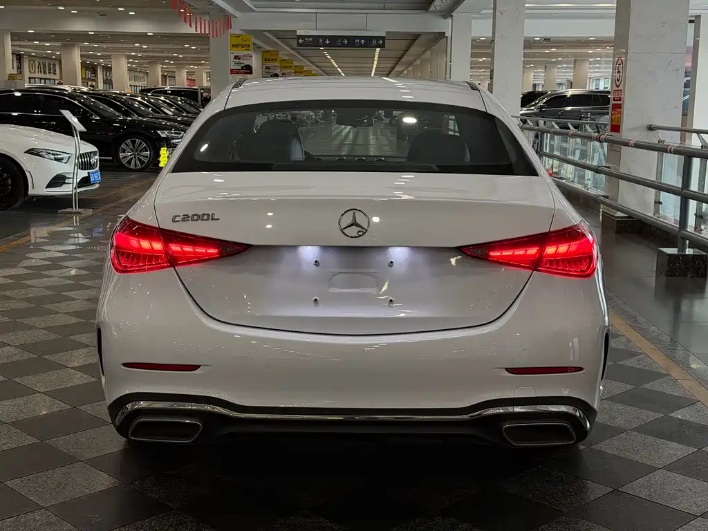 Mercedes-Benz C-Class 2022