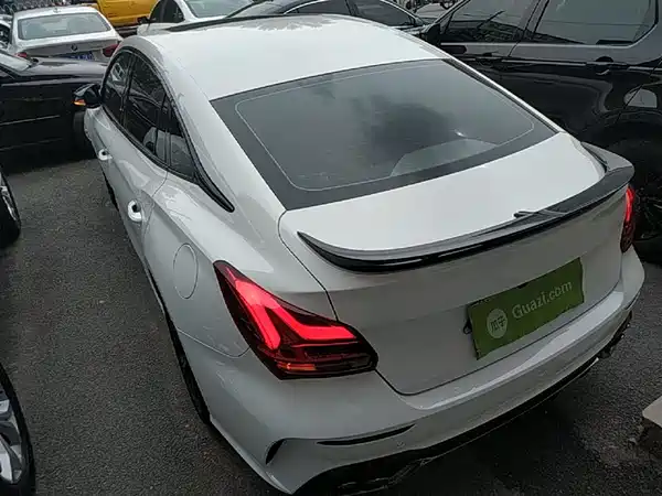 MG MG5 Scorpio 2022