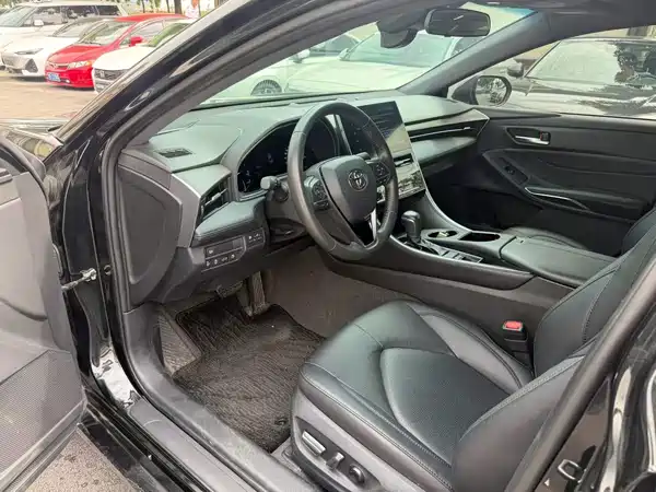 Toyota Avalon 2023