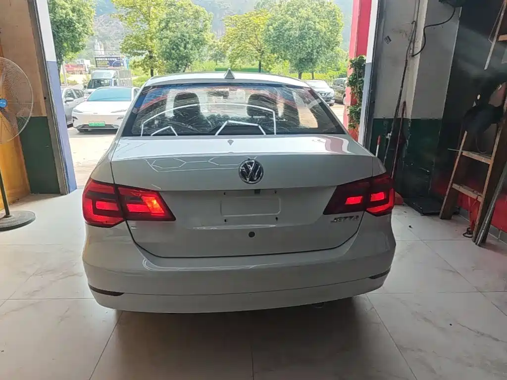 Volkswagen Jetta 2015