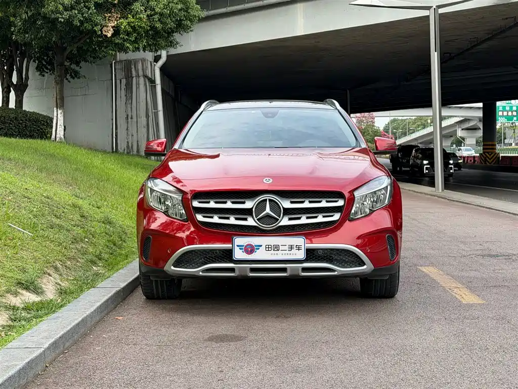 Mercedes-Benz GLA 2017
