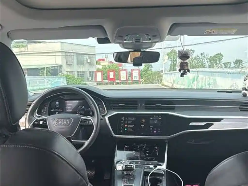 Audi A7L 2024
