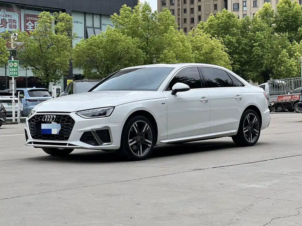 Audi A4L 2022