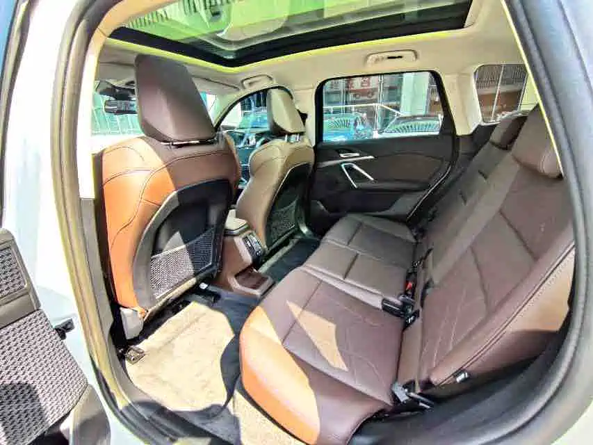 BMW iX1 2024