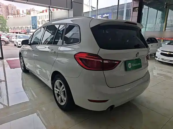 BMW 2 Series Wagon 2018