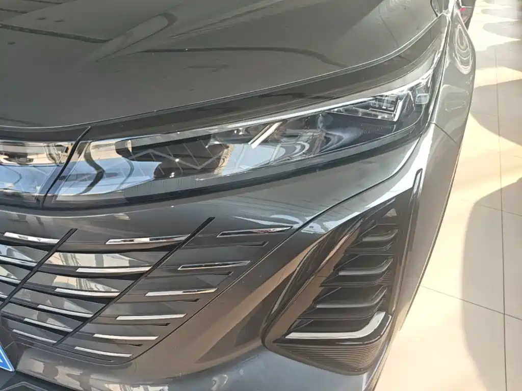 Changan CS75PLUS 2025 — фото 18