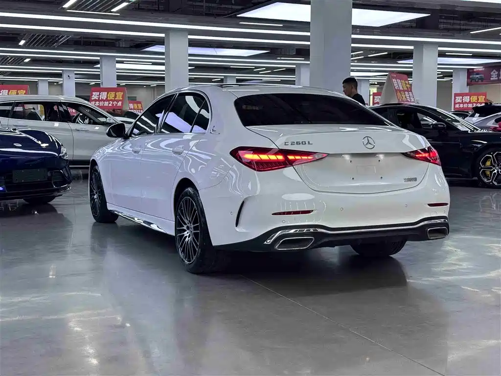 Mercedes-Benz C-Class 2022 — фото 10