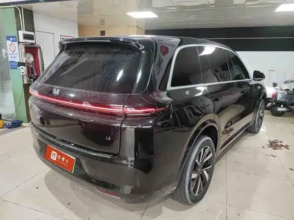 Li Auto L8 2023