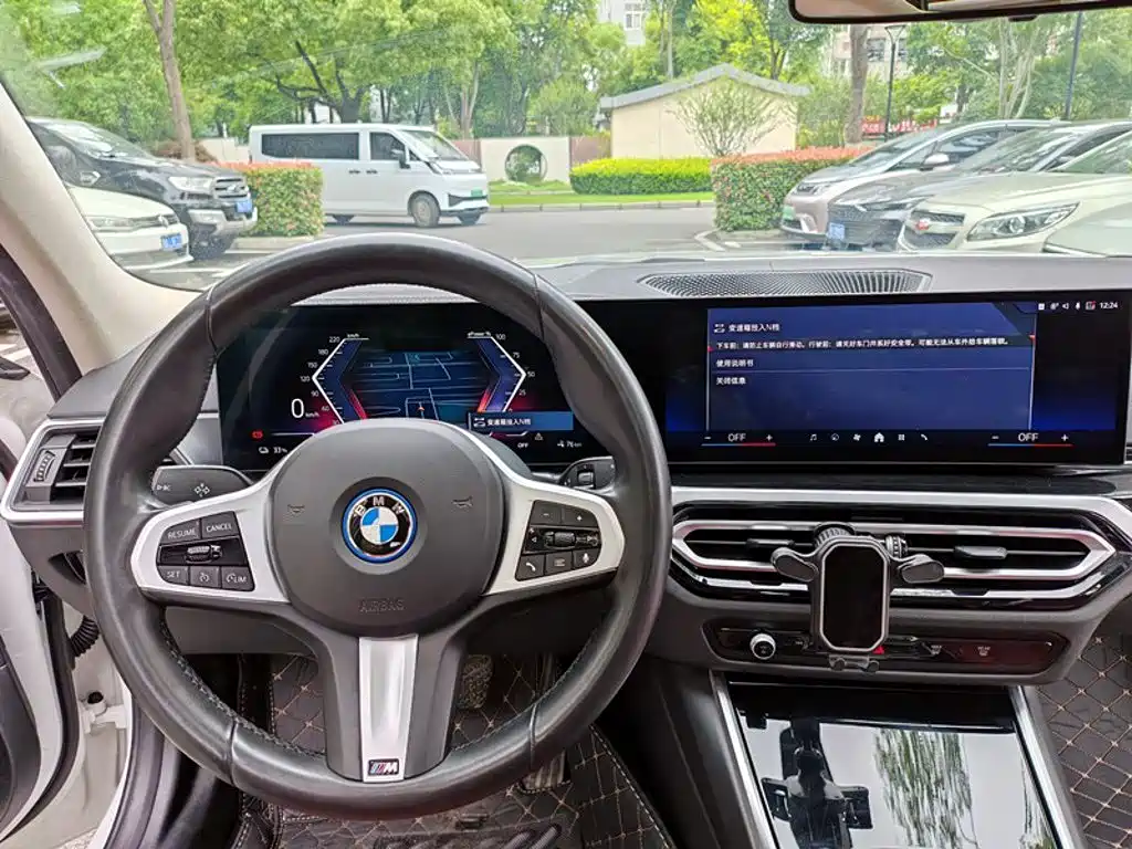 BMW i3 2023 — фото 15