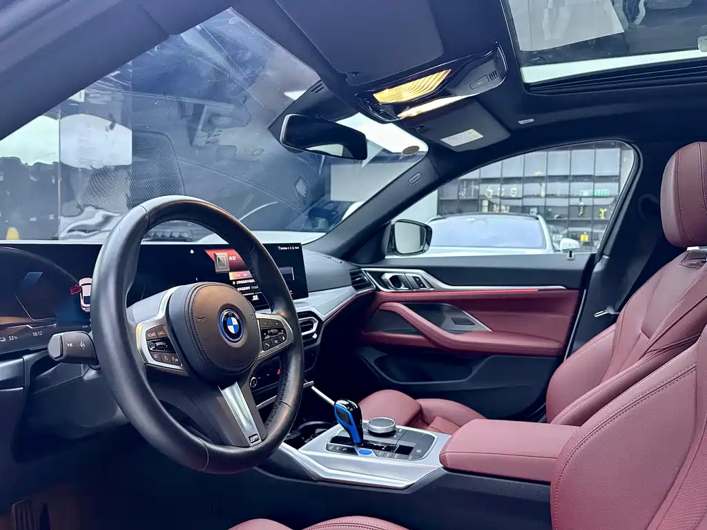 BMW i4 2026 — фото 14