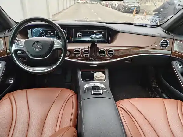 Mercedes-Benz S-Class 2016