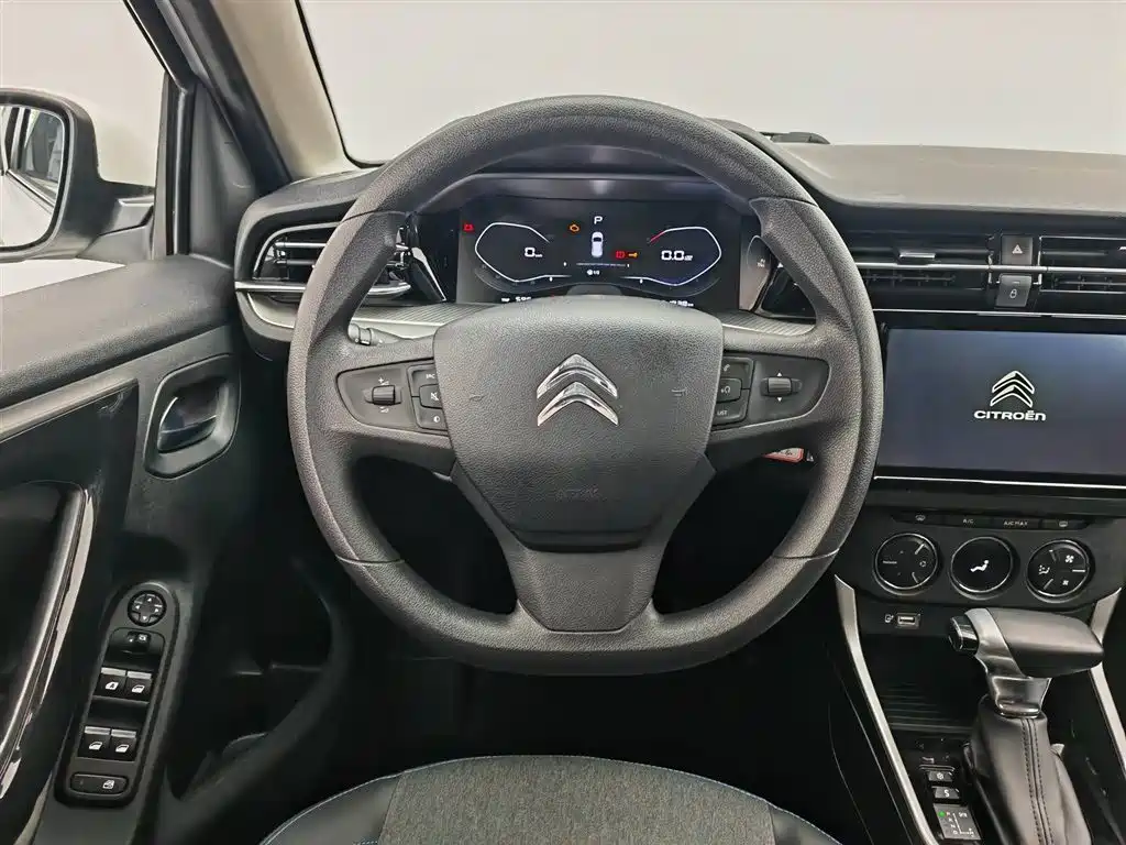 Citroen C3-XR 2023 — фото 11