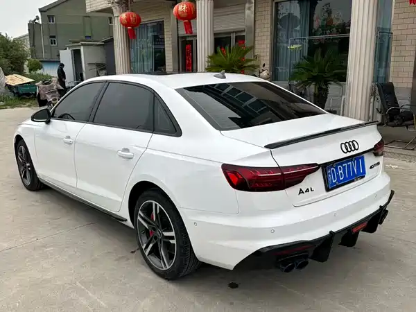 Audi A4L 2022