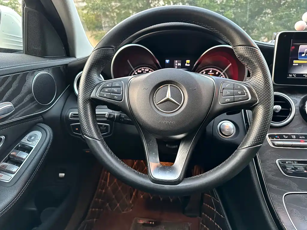 Mercedes-Benz C-Class 2016 — фото 10
