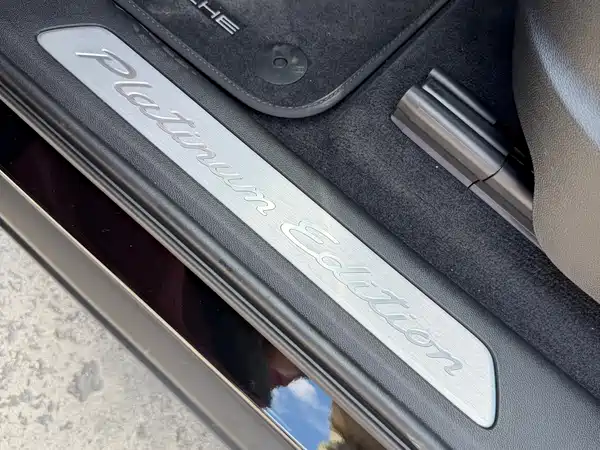 Porsche Cayenne 2023