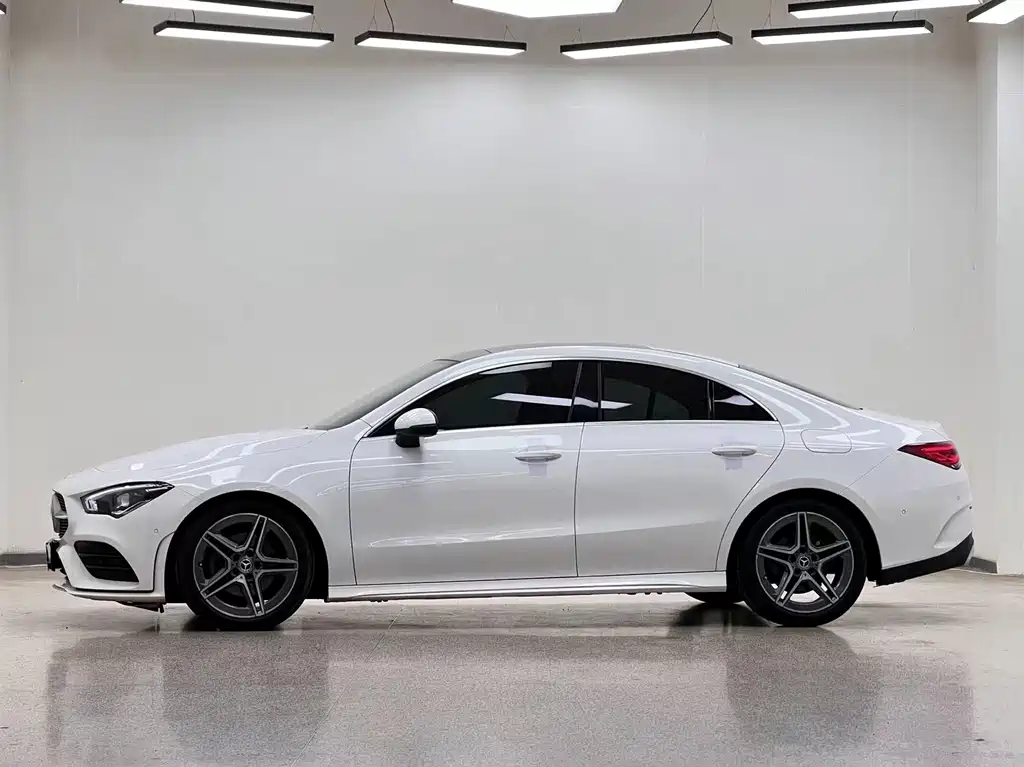 Mercedes-Benz CLA 2023 — фото 5