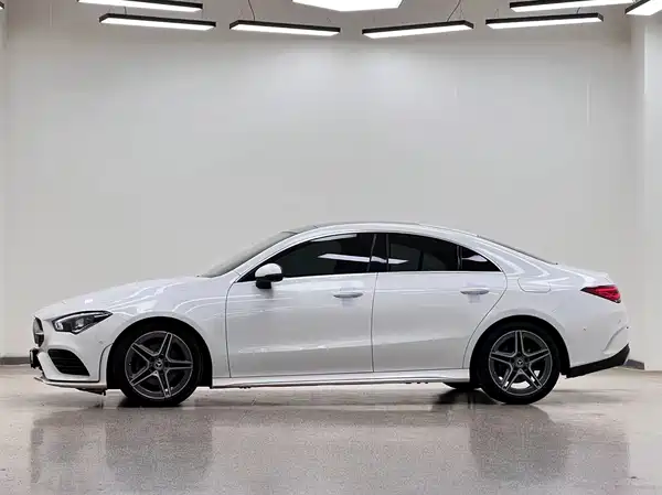 Mercedes-Benz CLA 2023