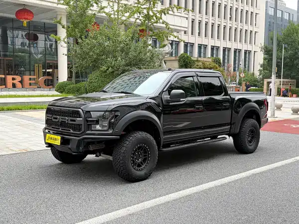 Ford F-150 Raptor 2018