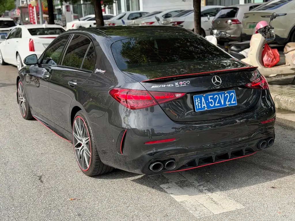 Mercedes-Benz C-Class AMG 2024 — фото 3
