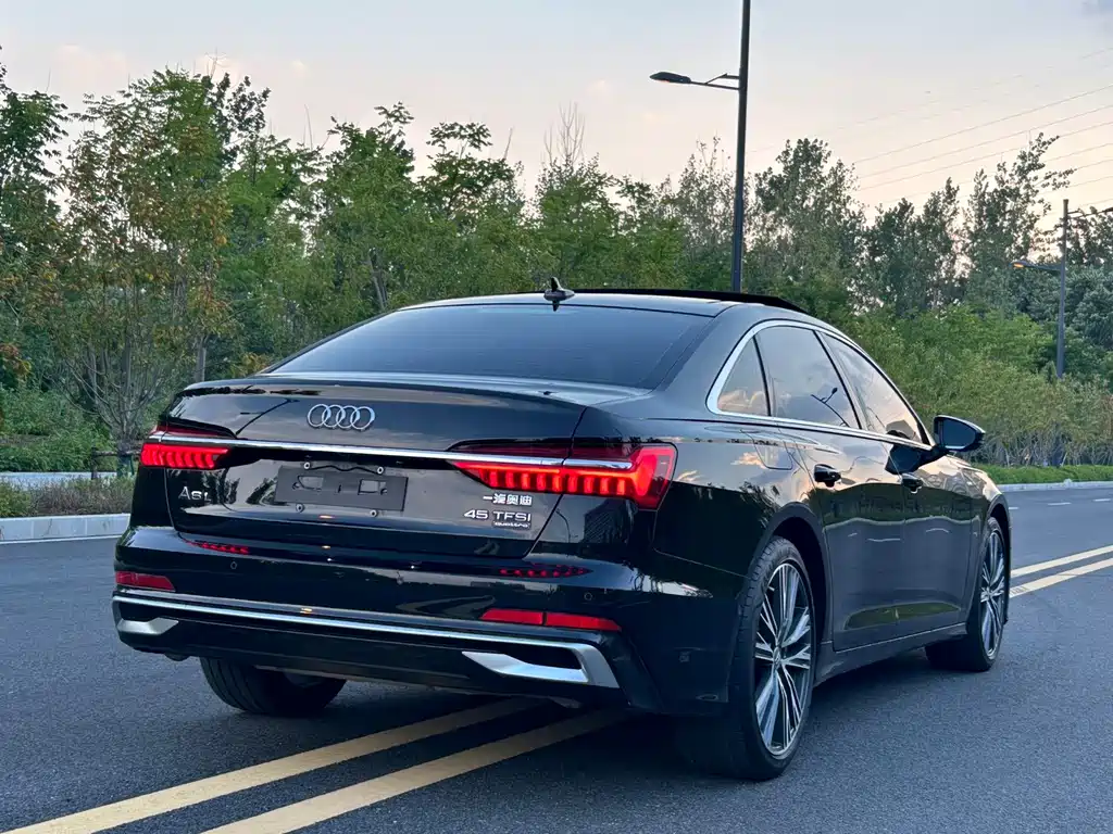 Audi A6L 2021 — фото 21