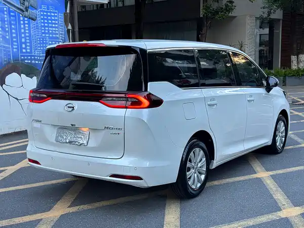 GAC Trumpchi M6 2023