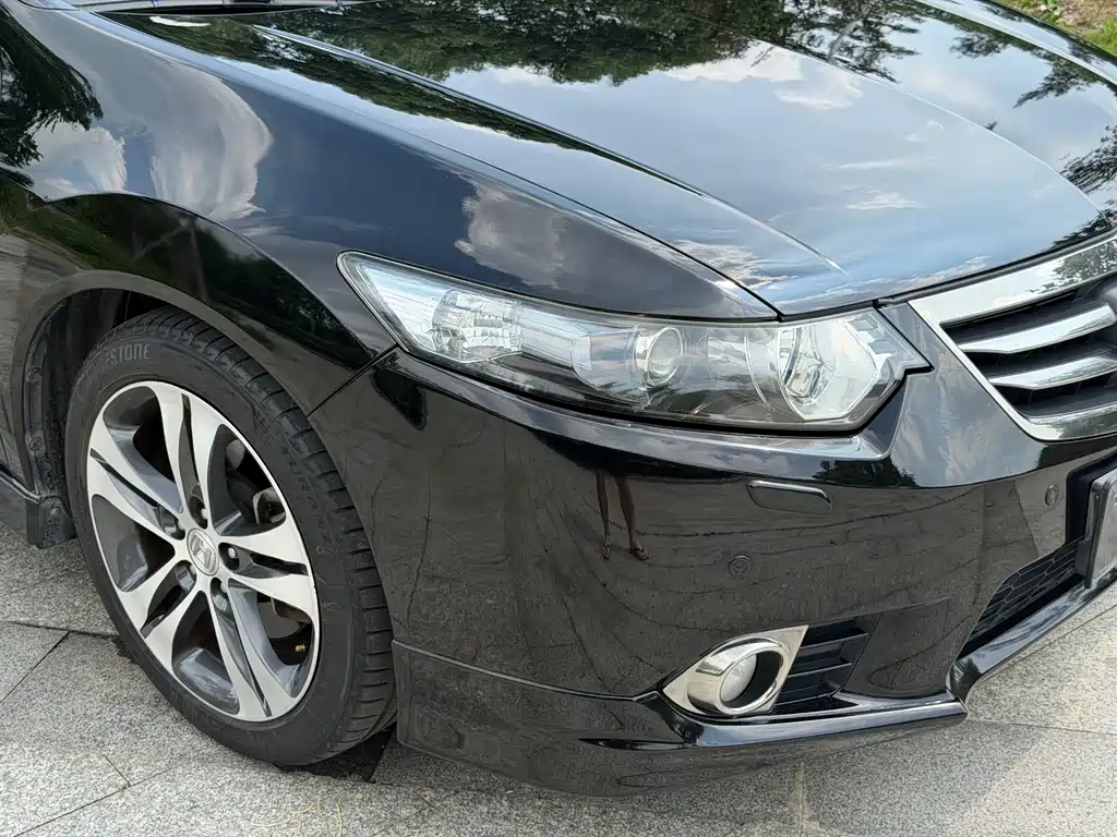 Honda Spirior 2014 — фото 10