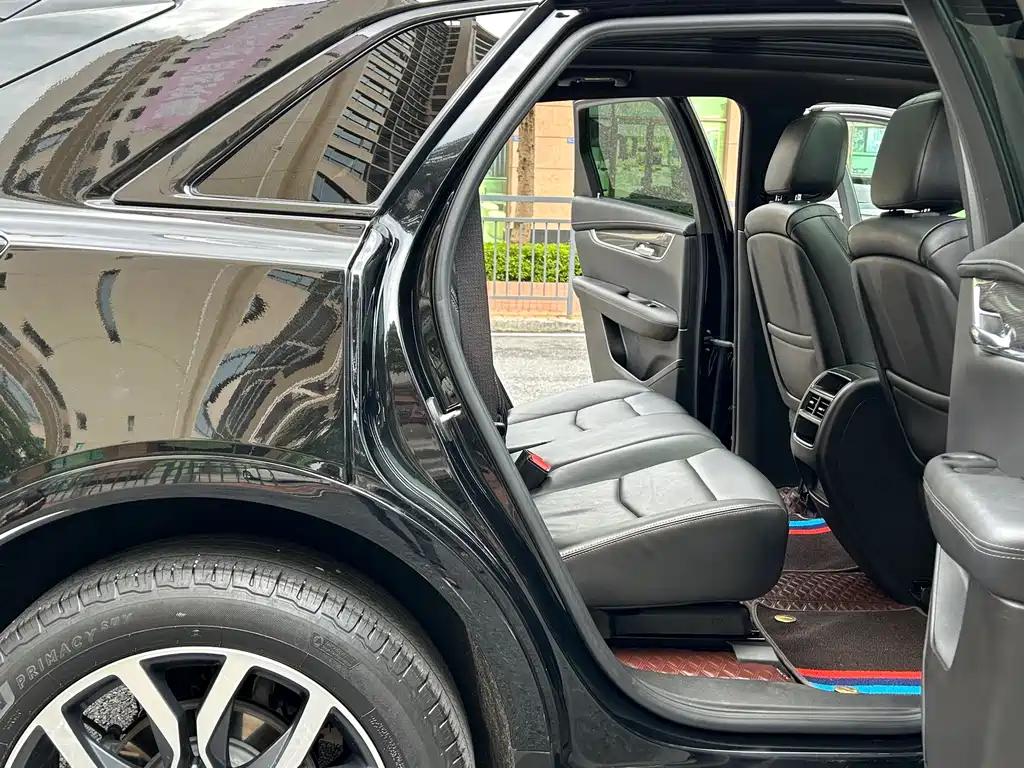 Cadillac XT5 2023 — фото 29