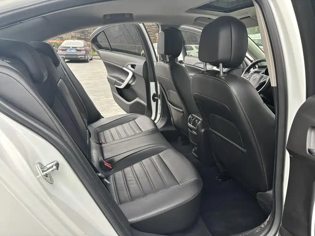 Buick Regal 2014 — фото 12