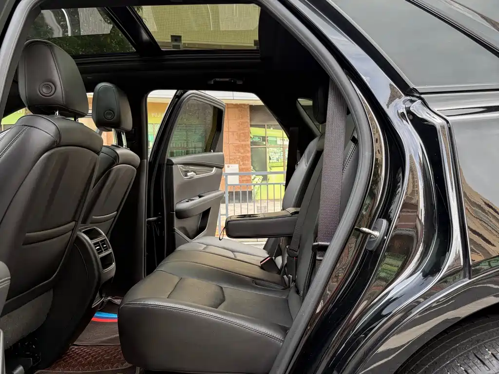 Cadillac XT5 2023 — фото 26