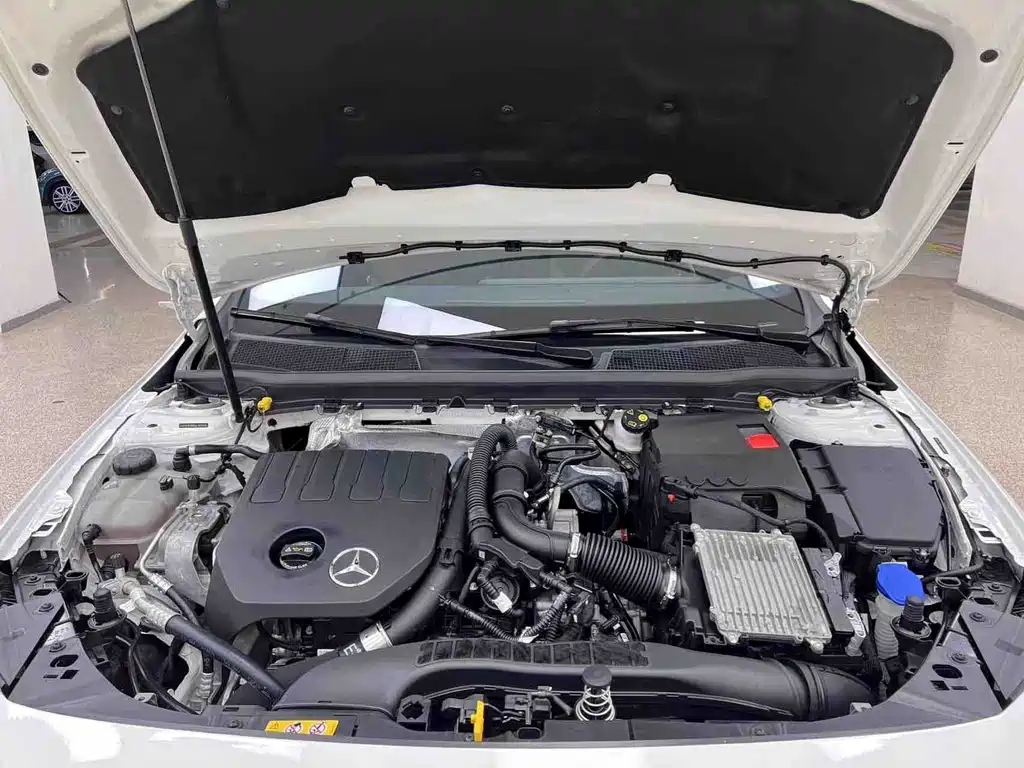 Mercedes-Benz A-Class 2025 — фото 25