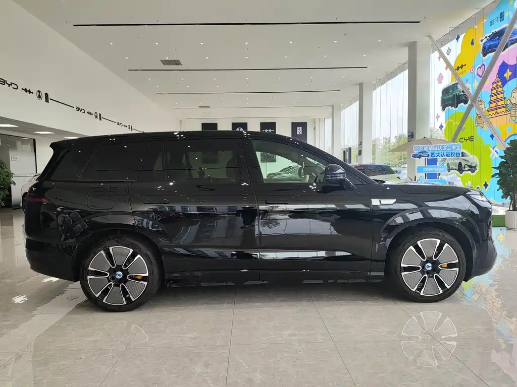 Denza N8L 2025