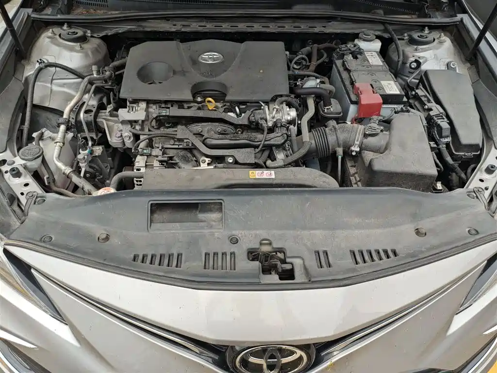 Toyota Camry 2021 — фото 11