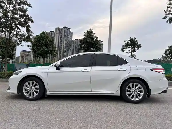 Toyota Camry 2023
